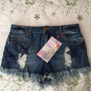Almost Famous Shorts